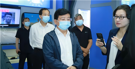 河南省洛阳市委副书记、市长徐衣显一行莅临云顶集团官网集团考察指导